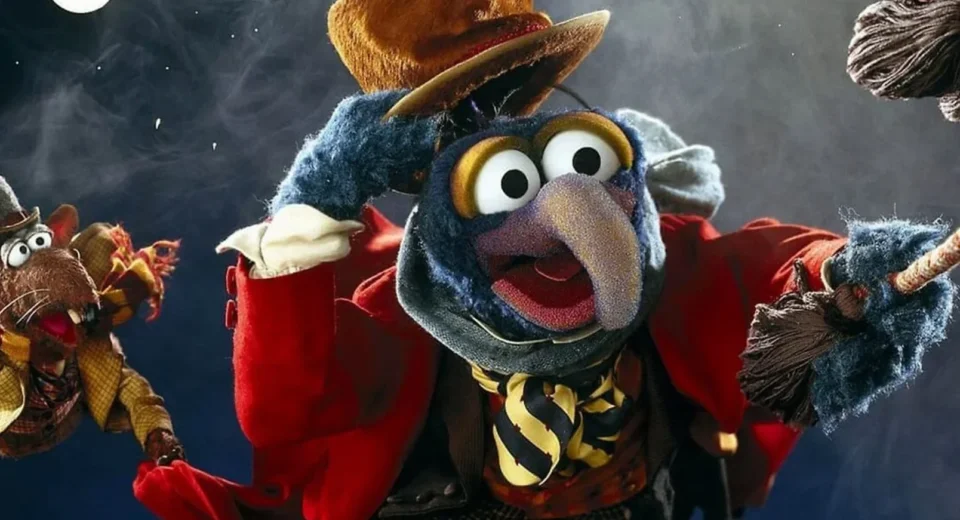 muppet with long hooked beak